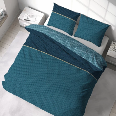 Dreiteiliges Bettwäsche-Set mit reversiblen geometrischen Mustern