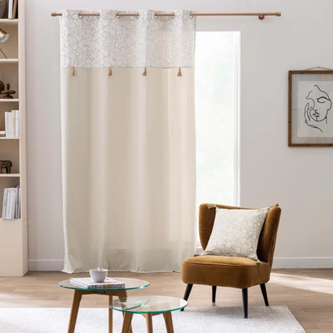 Rideau à œillets polycoton avec top floral et pompons 140 x 240 cm NATUREL
