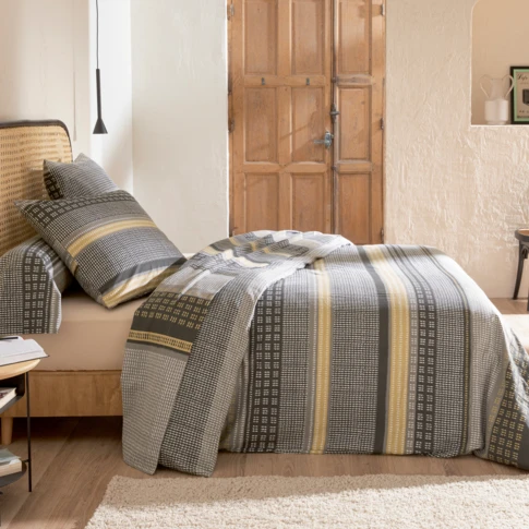 Parure de lit en flanelle motif géométrique avec une taie d’oreiller 140 x 200 cm GRIS
