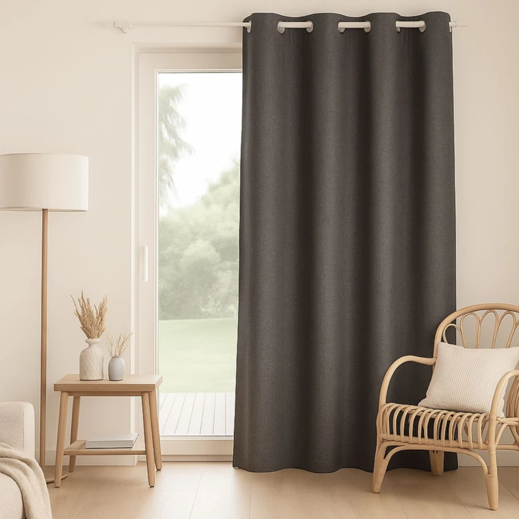 Cortina de oscurecimiento 100%