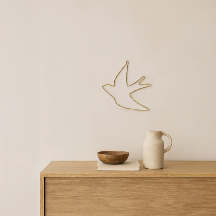 Déco murale Hirondelle fil laiton torsadé