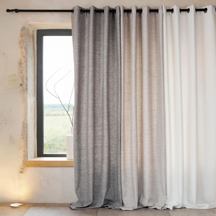 Thermischer, halbverdunkelnder Jacquard-Vorhang mit Bouclé