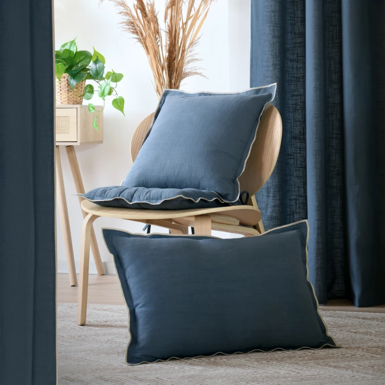 Baumwollkissen mit Textur-Effekt