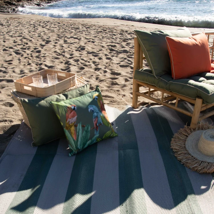 Tapis d’extérieur à rayures