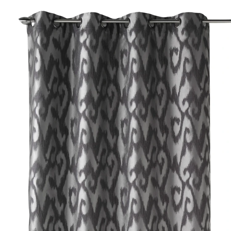 Cortina en Jacquard con Estampados Barrocos