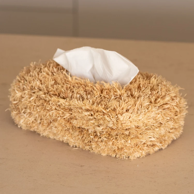Boîte à mouchoirs en raphia naturel