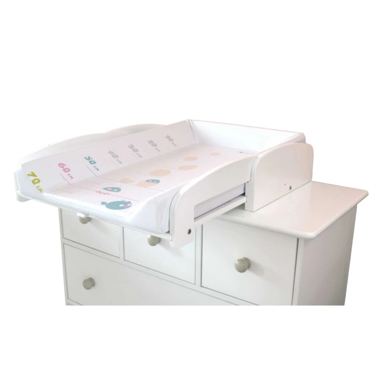 Plan à langer avec matelas intégré