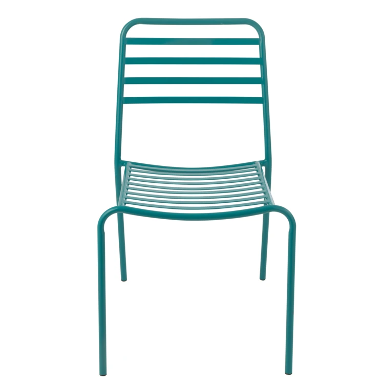 Silla de jardín metálica con respaldo de listones