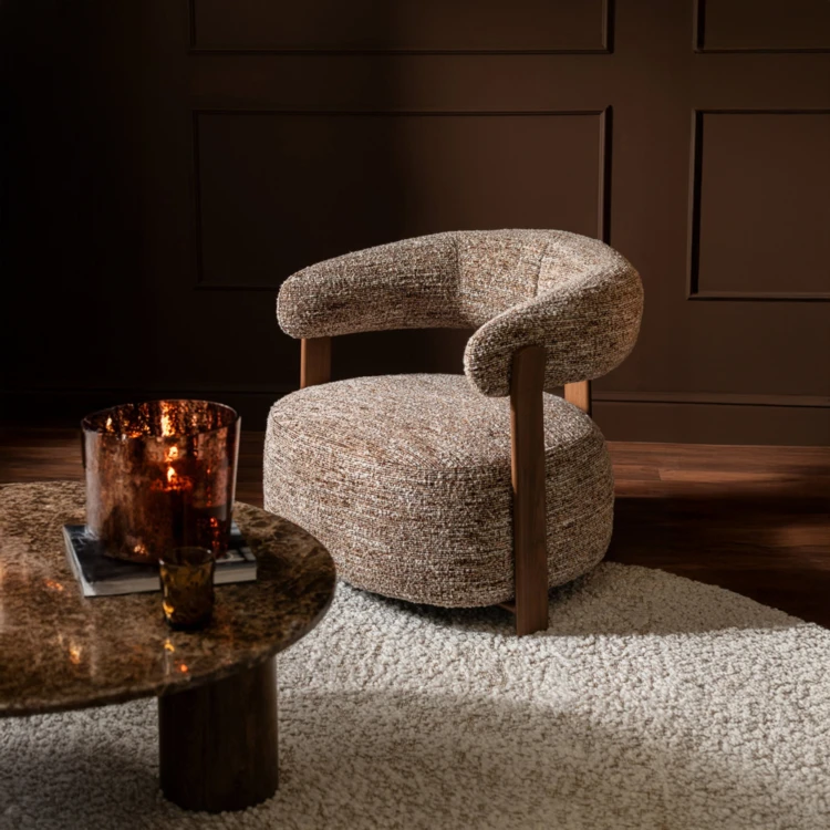 Fauteuil en textile avec rembourrage en mousse