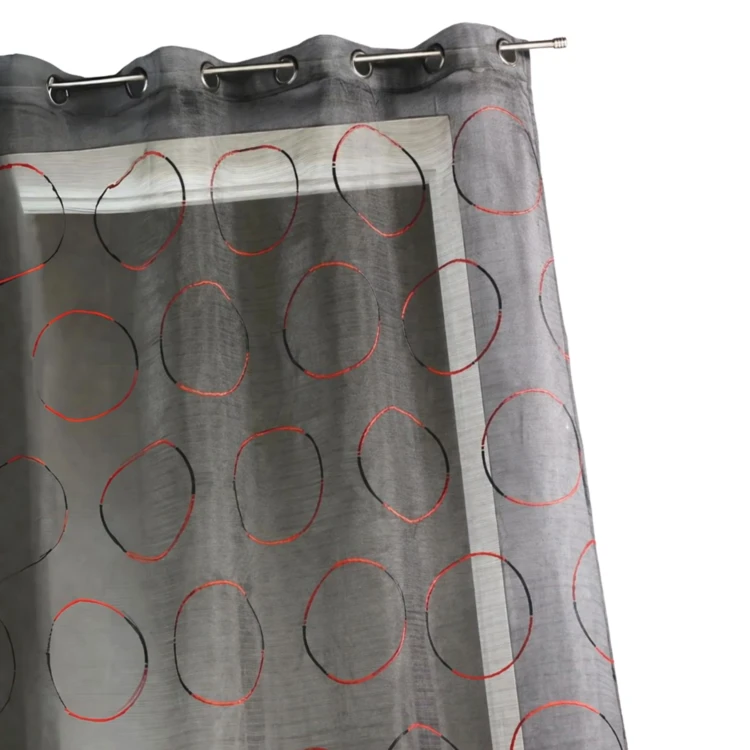 Voilage en Organza avec cercles brodés