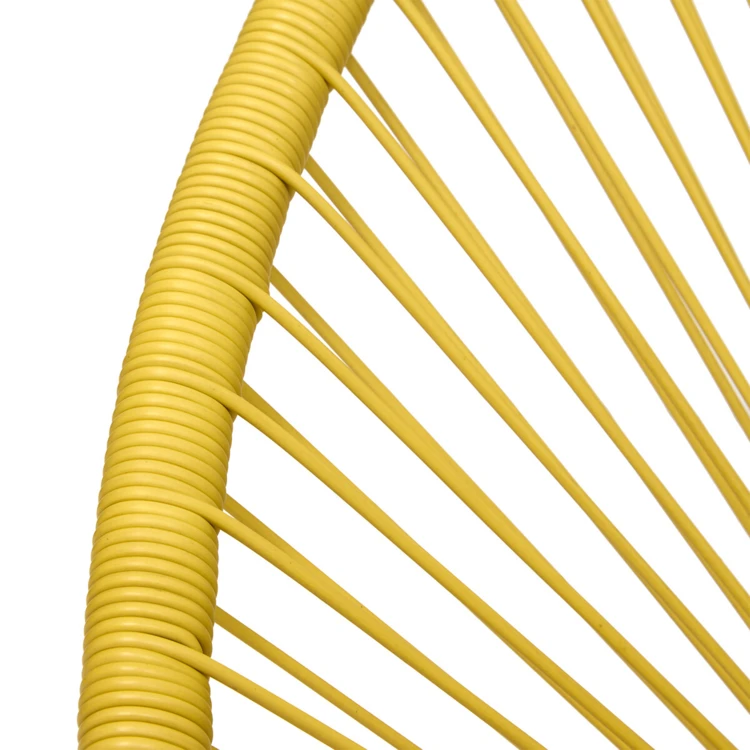 Fauteuil ajouré avec structure en acier
