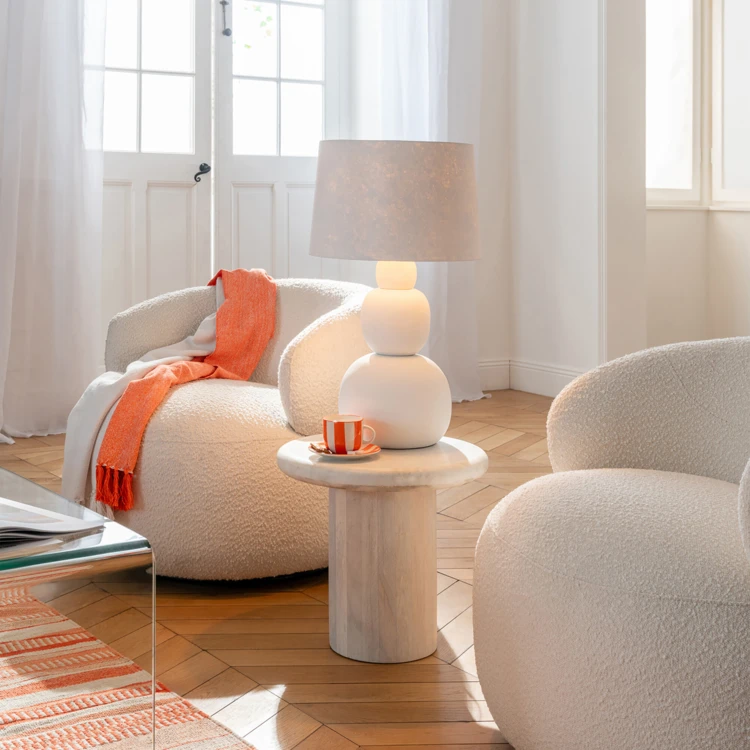Lampe à poser en poterie arrondie