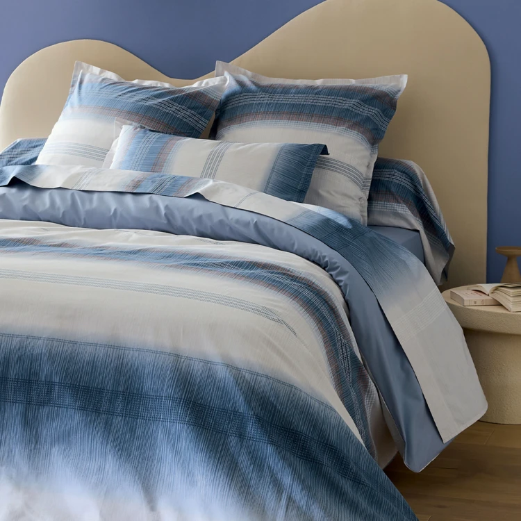 Parure de lit 3 pièces percale de coton dégradé rayé housse + taies