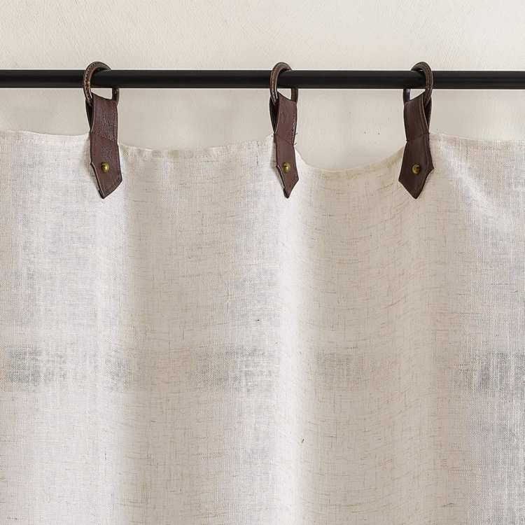 Rideau en tissu polylin à pattes avec anneaux effet cuir