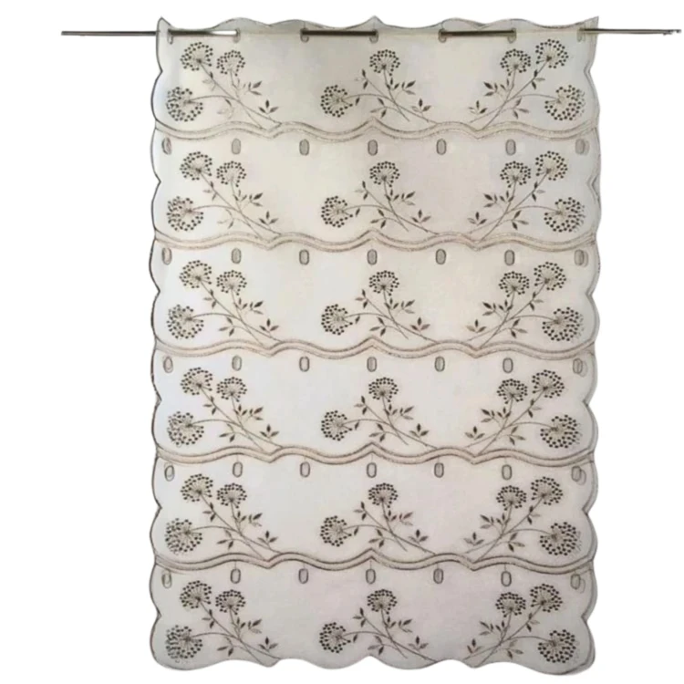 Modulable avec bas et côtés festonnés