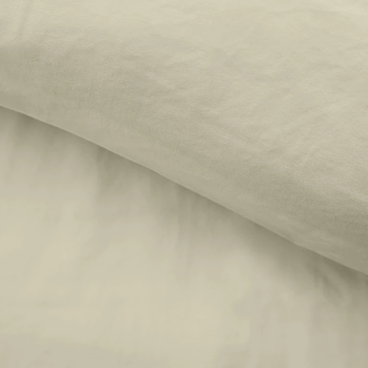 Parure de lit 3 pièces en microfibre unie lavée housse + taies