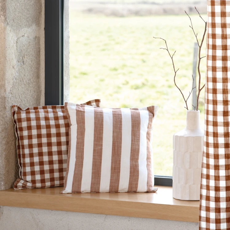 Housse de coussin rayures et vichy en coton flammé