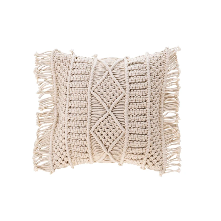 Coussin déhoussable avec franges et macramé