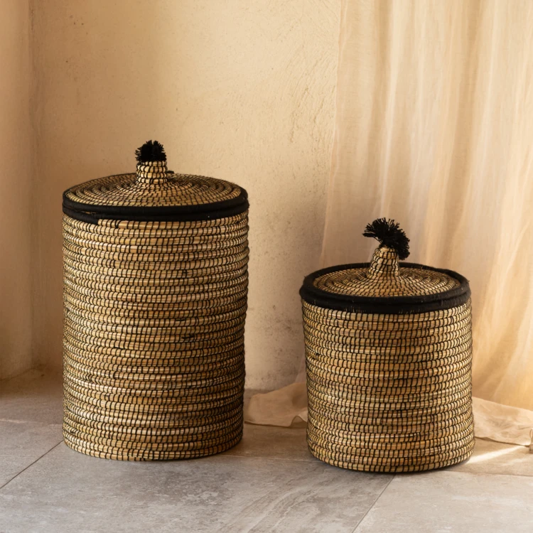 Panier à linge en fibres naturelles et laine