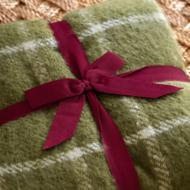 Geruite plaid met mohair-look en franjes