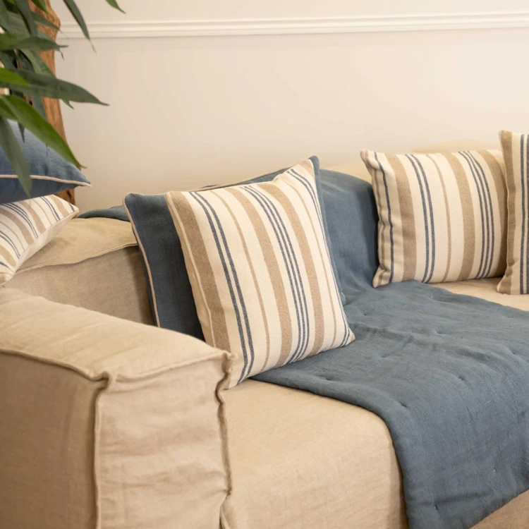 Coussin décoratif matelassé à rayures en toile canevas
