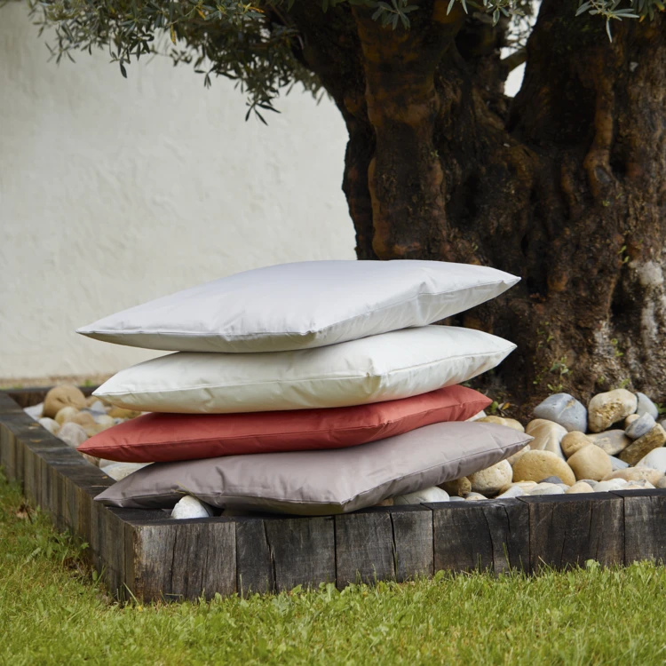 Coussin extérieur imperméable et déhoussable MINORQUE