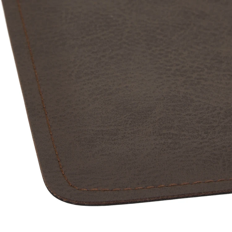 Set de table rectangulaire avec porte-couverts intégré