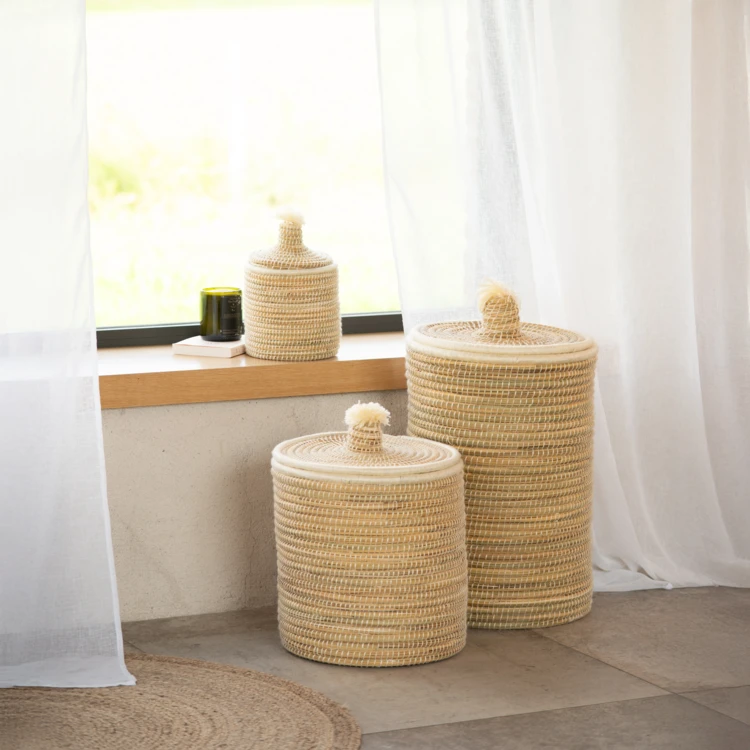 Panier à linge en fibres naturelles et laine