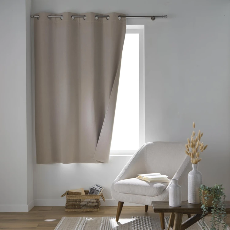 Rideau court occultant, isolant thermique et phonique en chambray