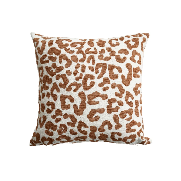 Coussin décoratif carré en jacquard chenille à motif léopard