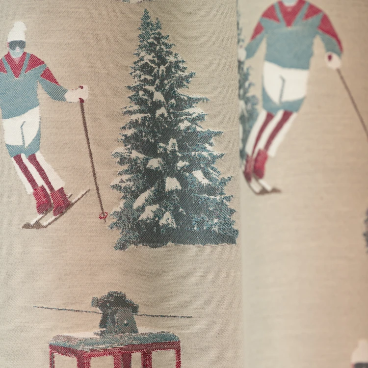 Rideau jacquard à œillets avec motifs skieurs et sapins