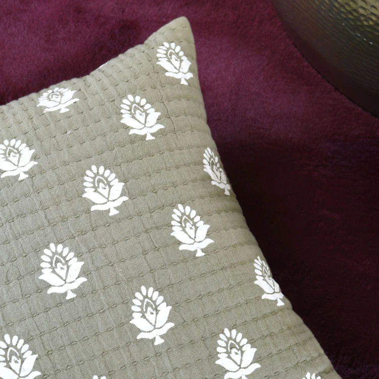 Coussin rectangulaire en coton à motif floral