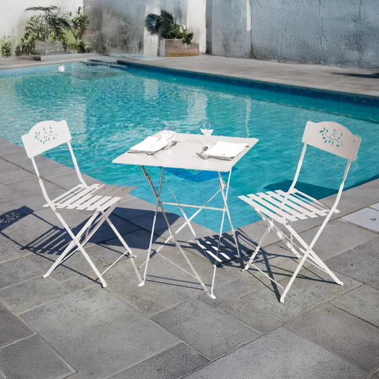Lot de deux chaises de jardin pliante en acier