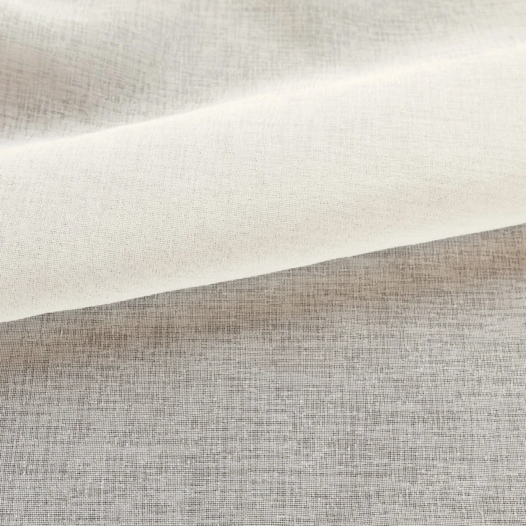 Tissu voile léger en étamine uni avec bas plombé