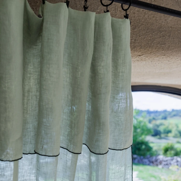 Rideau panneau à ajuster en lin finition bourdon