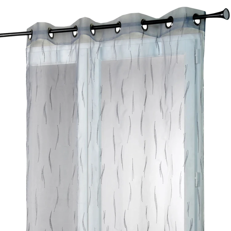 Cortina de organza gris con bordado de ramitas
