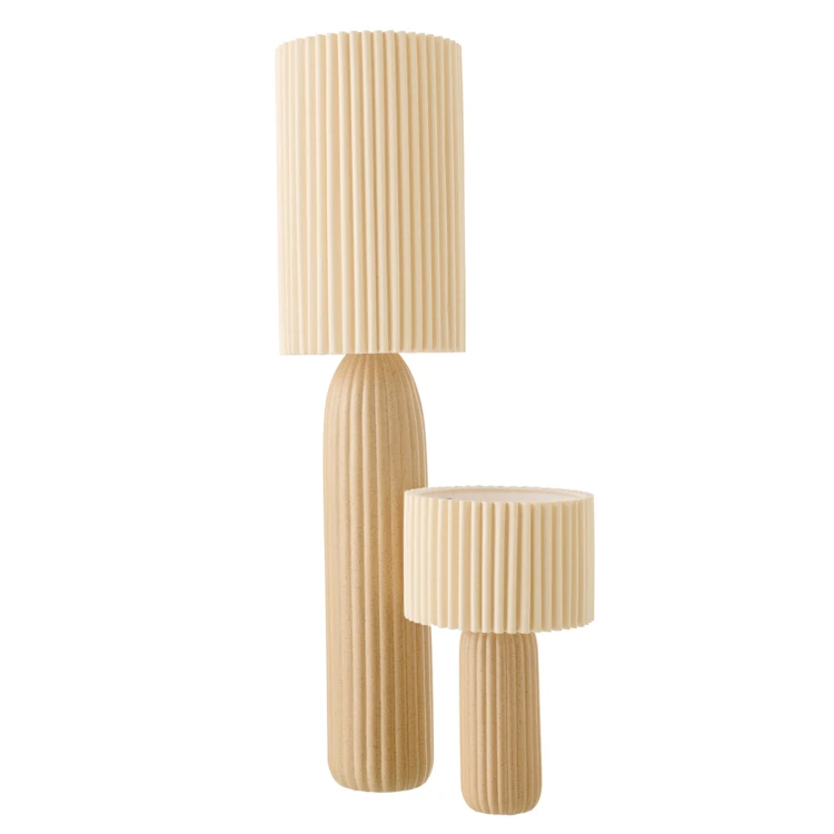 Lampadaire en poterie avec abat-jour plissé