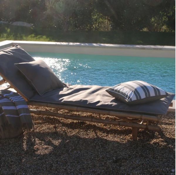 Matelas bain de soleil extérieur