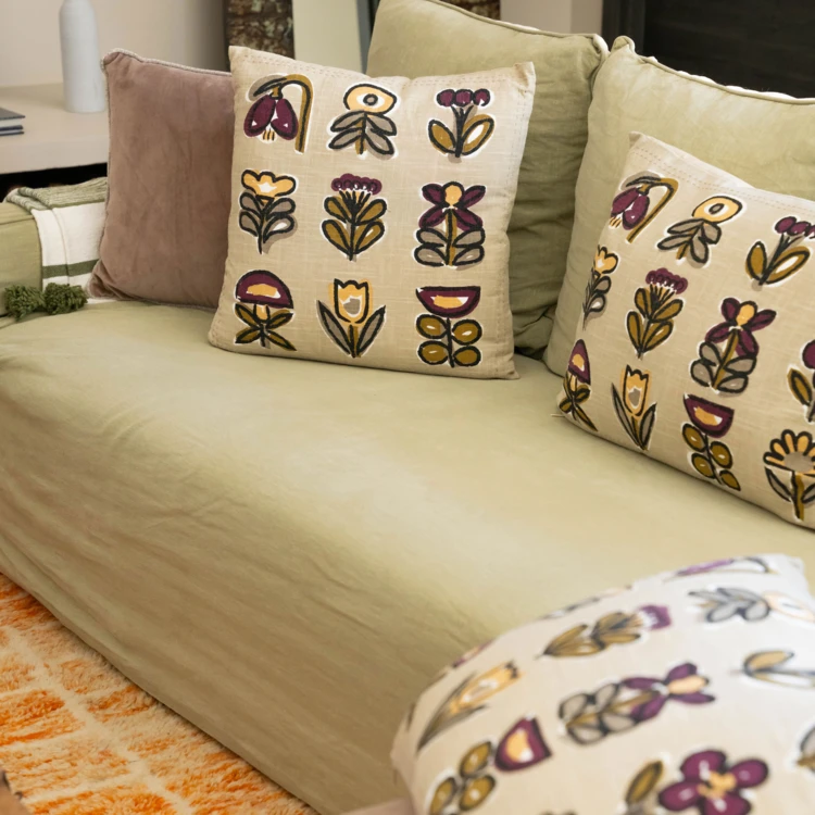 Coussin motif fleur design