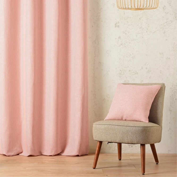 Coussin rayé style bord de mer