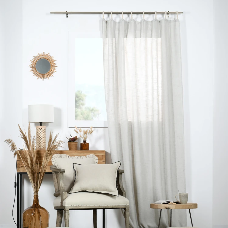 Coussin décoratif en poly-lin finition passepoil contrasté