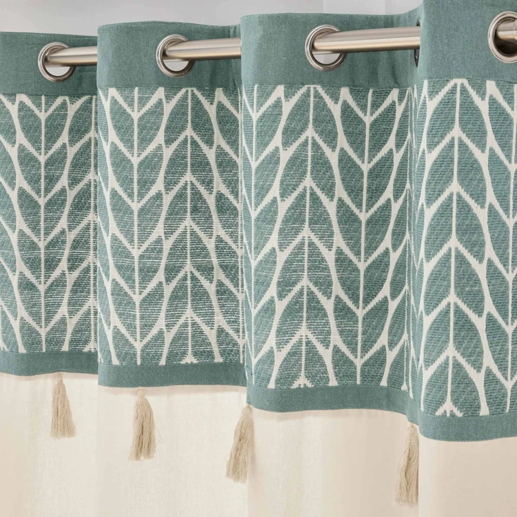 Rideau tamisant à œillets en polycoton jacquard avec pompons