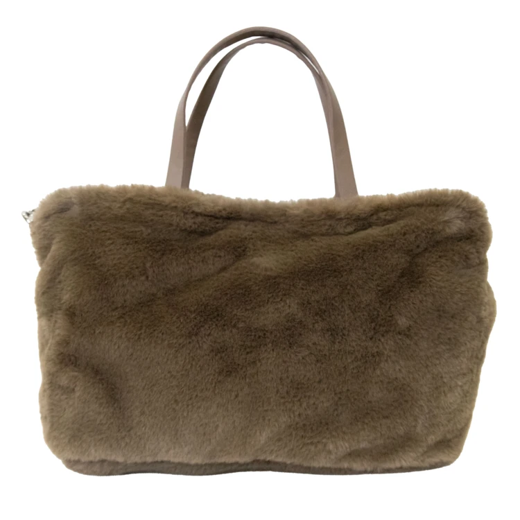 Sac en fausse fourrure avec anse et bandoulière amovible