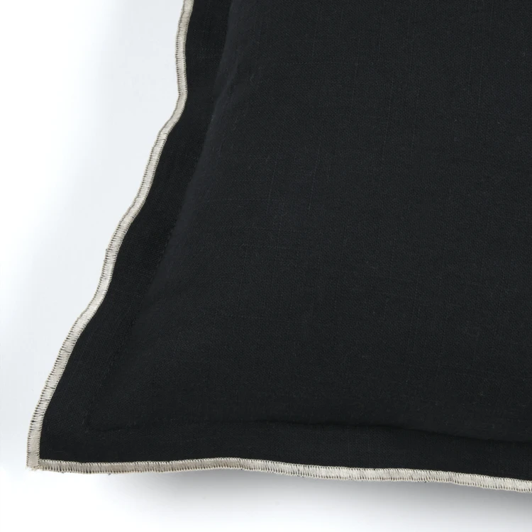 Baumwollkissen mit Textur-Effekt