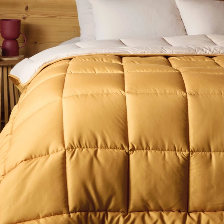 Couette légère double face