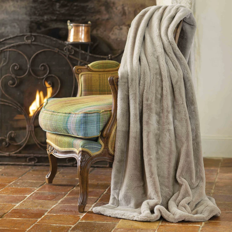 Doppelseitige Fleece-Decke