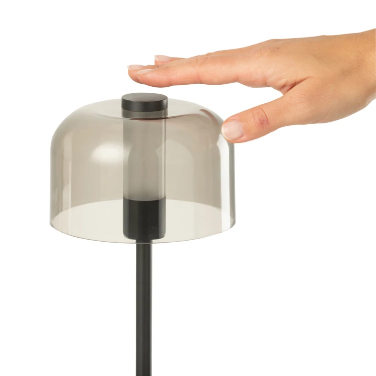Lampe de table LED sans fil design