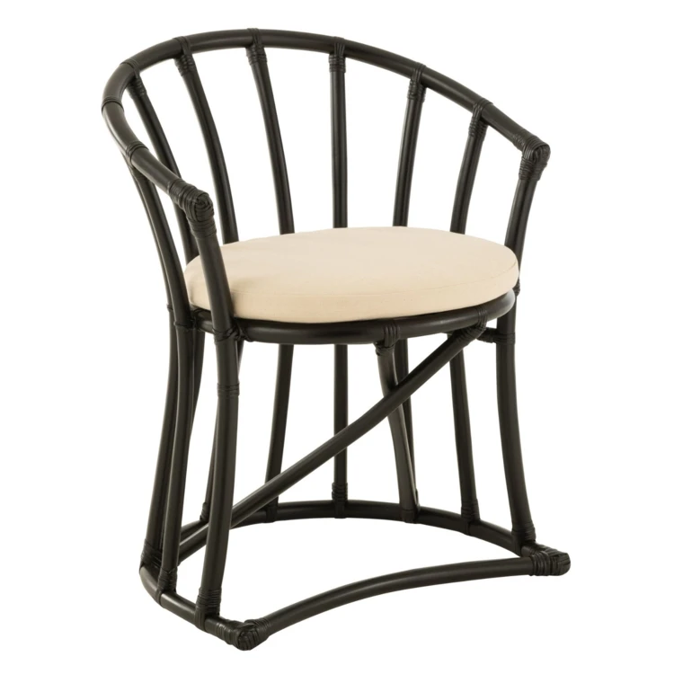Chaise en rotin avec coussin