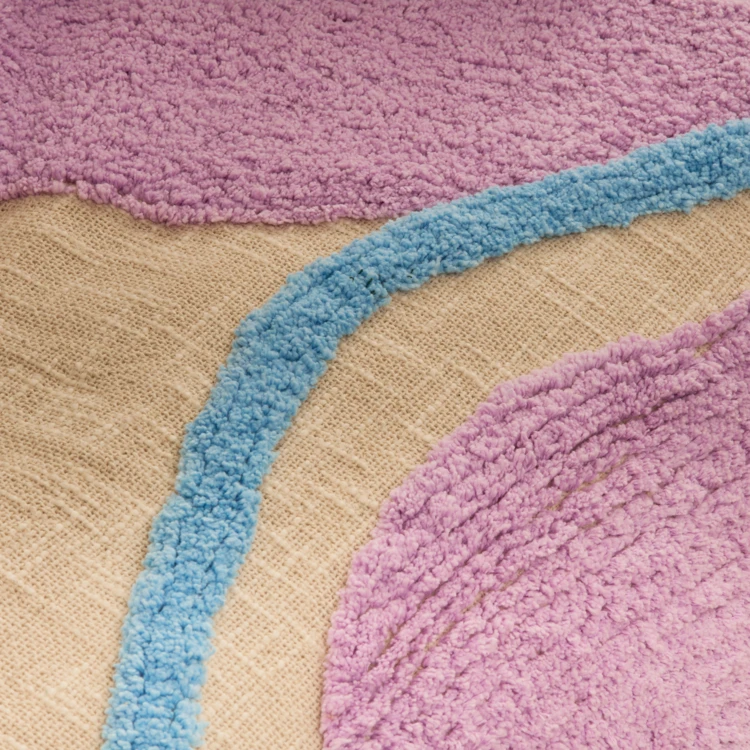 Dessus de lit en coton à motif floral tufté