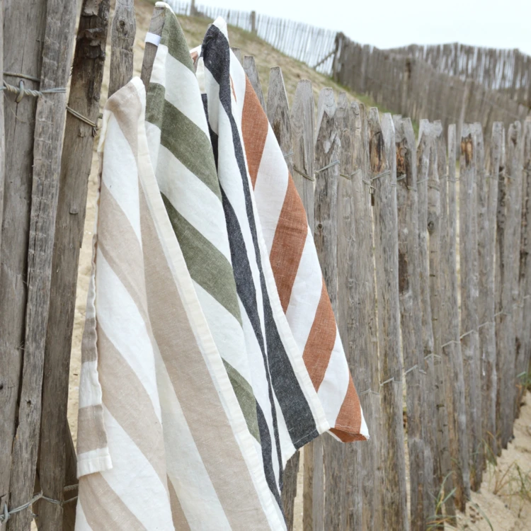 Tissu 100% coton rayé LOURMARIN